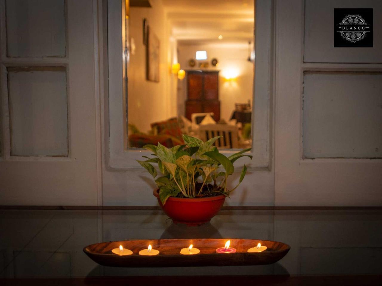Villa Blanco Dehiwala-Mount Lavinia Exterior photo